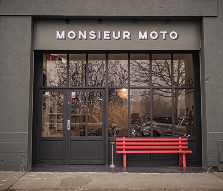 Vitrine Monsieur Moto